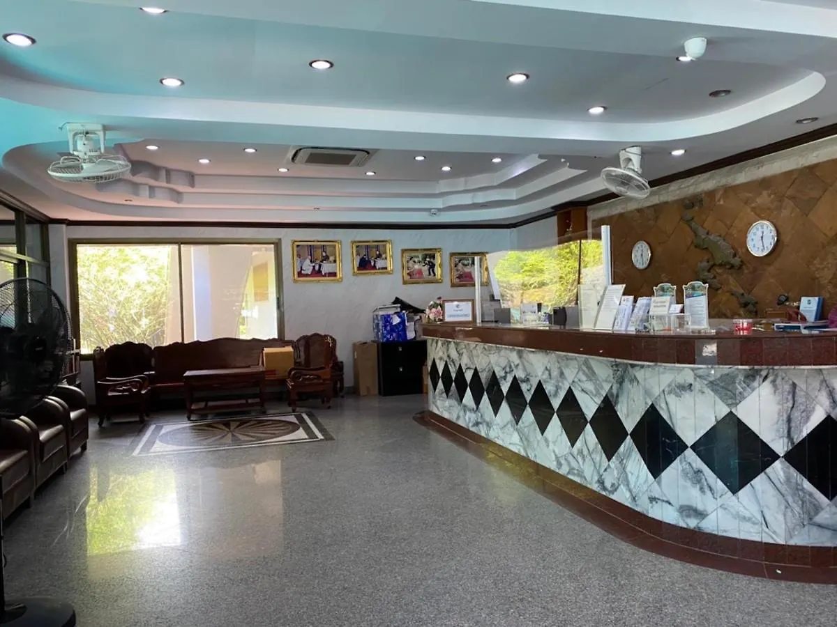 Phi Phi Andaman Beach Resort 3*, Пхипхи