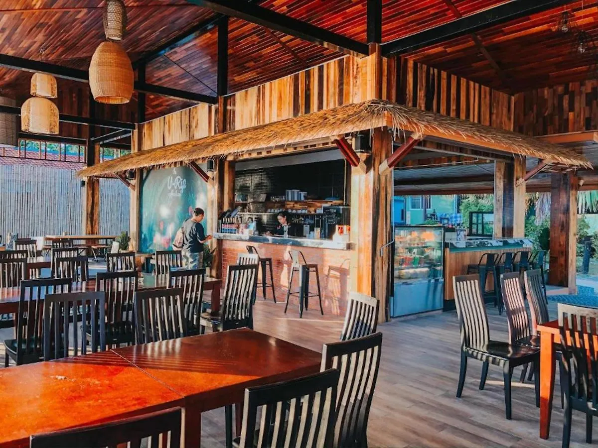 Phi Phi Andaman Beach Resort