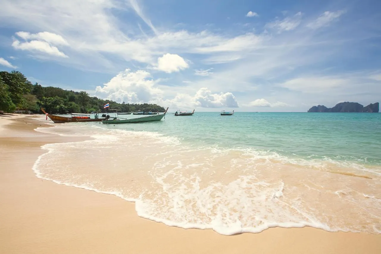 Phi Phi Andaman Beach Resort 3*, Пхипхи