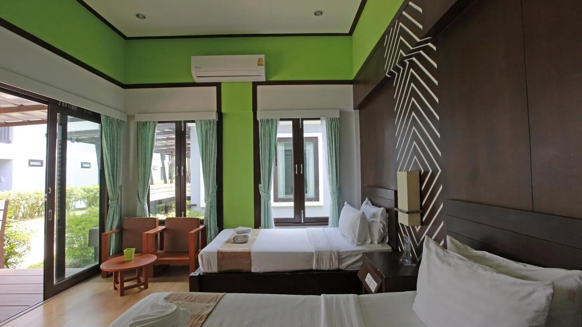 Phi Phi Andaman Beach Resort