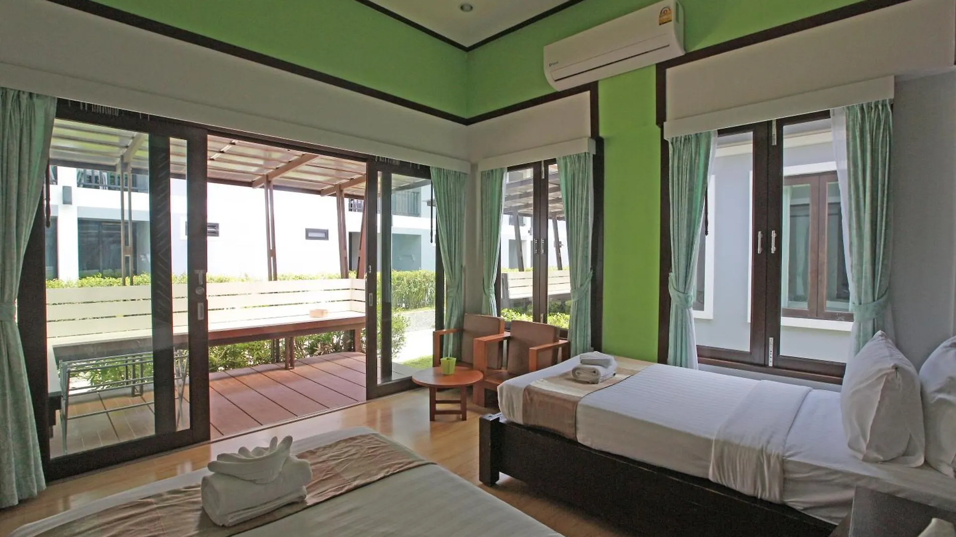 Phi Phi Andaman Beach Resort