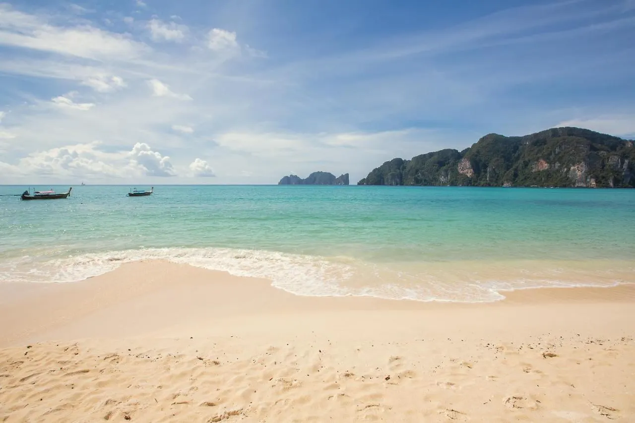 Phi Phi Andaman Beach Resort