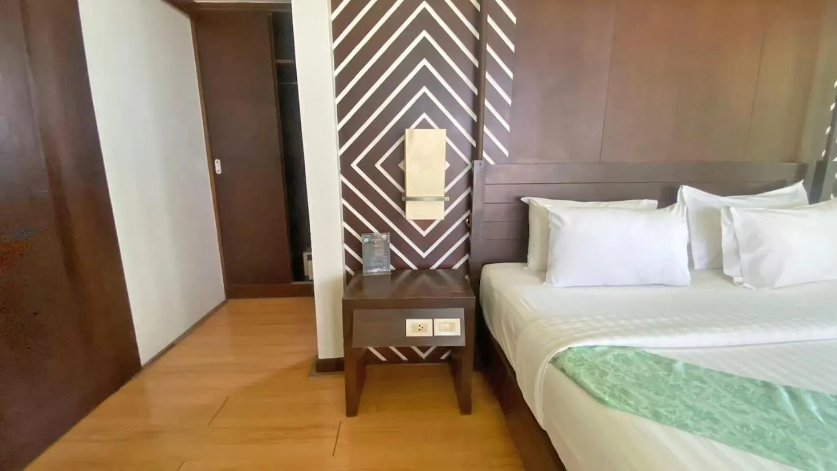 Phi Phi Andaman Beach Resort